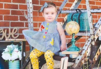 德州枪击案1岁半女婴幸存,被发现时独自在车内