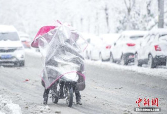 安徽遇10年来最强暴雪：已致13死 百万人受灾