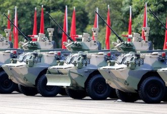 北京轮换驻港部队暗藏玄机：疑换武警装甲车