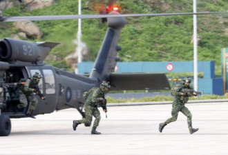 解放军百架直升机突击台湾 是痴人说梦