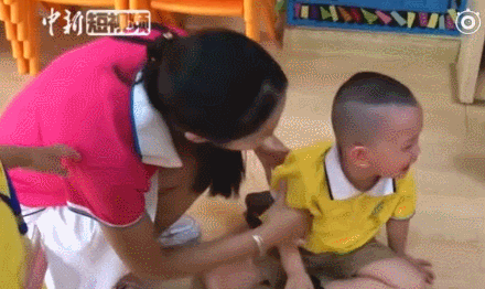 开学日的难舍难分:幼儿园年度大型灾难片