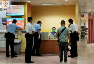 港警遇袭! 3黑衣人持刀围砍 身中四刀 伤口见骨
