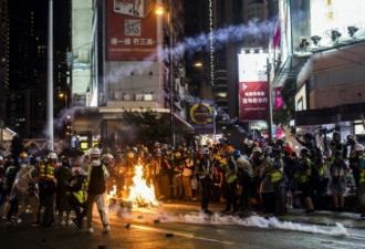 香港831暴力镇压  至少40人被捕、20多人伤