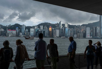 大中华情结枯萎 为什么香港人对大陆日渐冷漠？