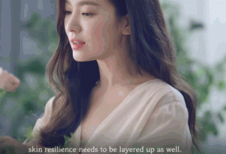 宋慧乔离婚后淡妆出镜， 肤质水嫩颜值依旧