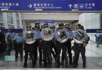 香港不能待了!近千人请愿 要求英国给予居英权