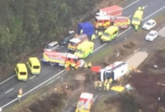 5死两重伤！新西兰华人旅行团发生惨烈车祸