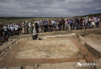 英国出土1600年前的文物，上面刻着简体中文