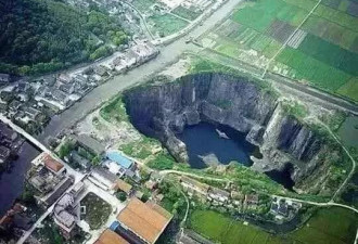 日本砸出88米巨坑  中国花20亿填8年
