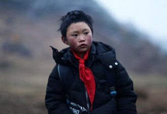 “冰花男孩”揭示中国留守儿童困境之痛