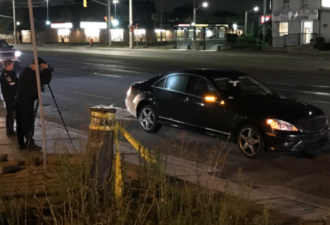 密市再爆枪案！男子遭枪击命危奔驰车满身枪眼