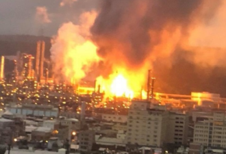 突发！台湾一炼油厂发生爆炸烈焰冲天