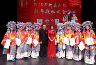 中国国家京剧院多伦多首演获巨大成功