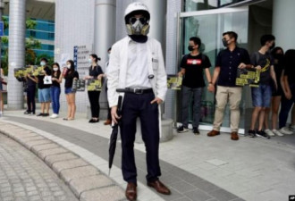 香港抗议者不理特首撤回修例 继续示威
