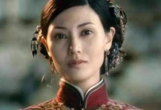 曝李嘉欣收半亿酬劳 时隔10年复出指导新人演技