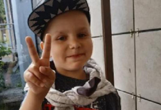 俄罗斯6岁小男孩为救爷爷被大火烧死 被授奖章