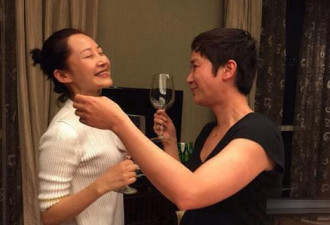 蒋雯丽胳膊比许晴大腿还粗 难怪男同学冷落她