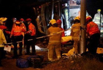 惨祸！香港巴士侧翻，竟已致18人丧生