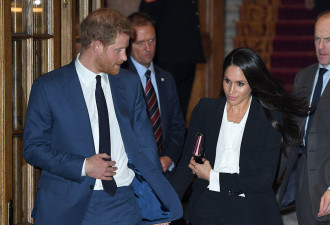 哈里王子偕未婚妻出席慈善基金会颁奖礼