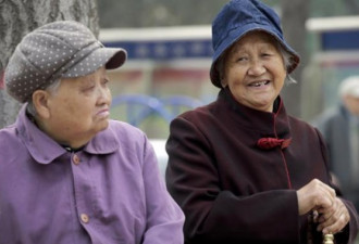 70年来中国人均预期寿命从35岁上升为77岁