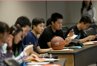 这个秋天 入读美大学的中国留学生人数大幅下降