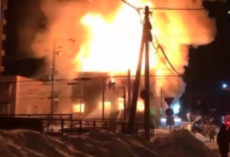 日本一公寓突发大火！已烧死11人