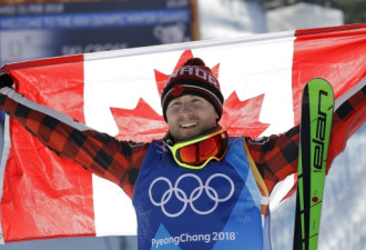 加拿大选手Brady Leman夺得男子滑雪金牌