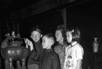 100年前芝加哥的华人 不说我还以为是在中国