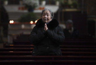 梵蒂冈让步 实拍：北京教堂恢复弥撒了