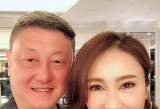 黎姿晒三个女儿照片 长相连女神都救不回