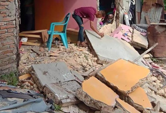 印尼6.5级地震23死亡107受伤 暂无中国公民伤亡