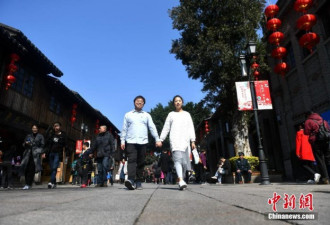 台湾“网红”小夫妇首次在大陆过年