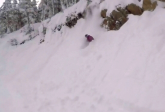 惊心40秒！加拿大男子惠斯勒雪山被埋获救实拍