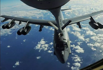 美B-52轰炸机连续96小时阿富汗反恐空袭