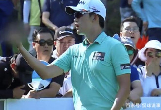 韩国高尔夫名将向观众竖中指 禁赛重罚下跪道歉