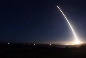 美俄接连两天分别试射主力洲际导弹