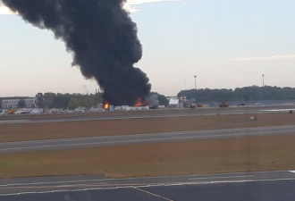 美国波音老式轰炸机坠毁康州机场，至少6伤！
