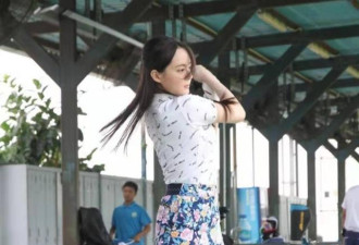 25岁香港女歌手自曝有追求者近身 赞对方有风度