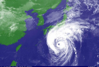 “史上最强台风”明登陆日本 民众紧张备战