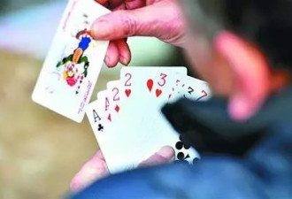 中国人过年热衷打麻将 你知道为何不是玩扑克吗