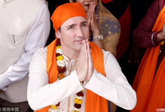 加拿大总理一家参观印度金庙 儿女颜值抢镜