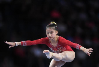 罕见！体操世锦赛中国女团严重失误 一牌未得