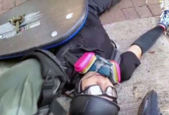 国庆节香港再爆冲突 港警第一次开枪有人中弹