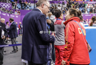 中国、加拿大队被判犯规，国外网友也目瞪口呆