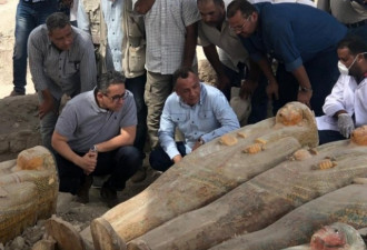 重大发现！埃及出土20多具千年古棺