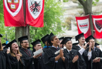 招生歧视案宣判！哈佛赢了 亚裔申请名校更难