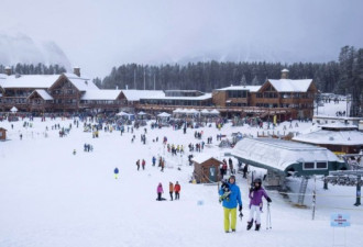 加拿大滑雪的人越来越少，滑雪场另想主意