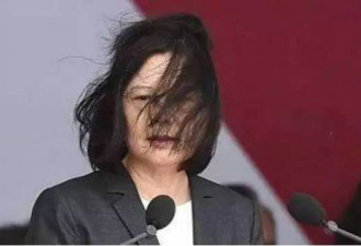 球迷在台棒球亚锦赛举乱港标语 网友：滚出台湾