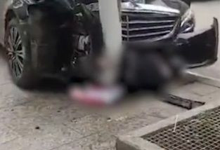 土豪高管开奔驰撞死人 现场笑言
