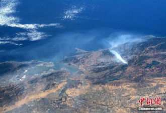 在国际空间站拍摄的美国加州野火照片公布